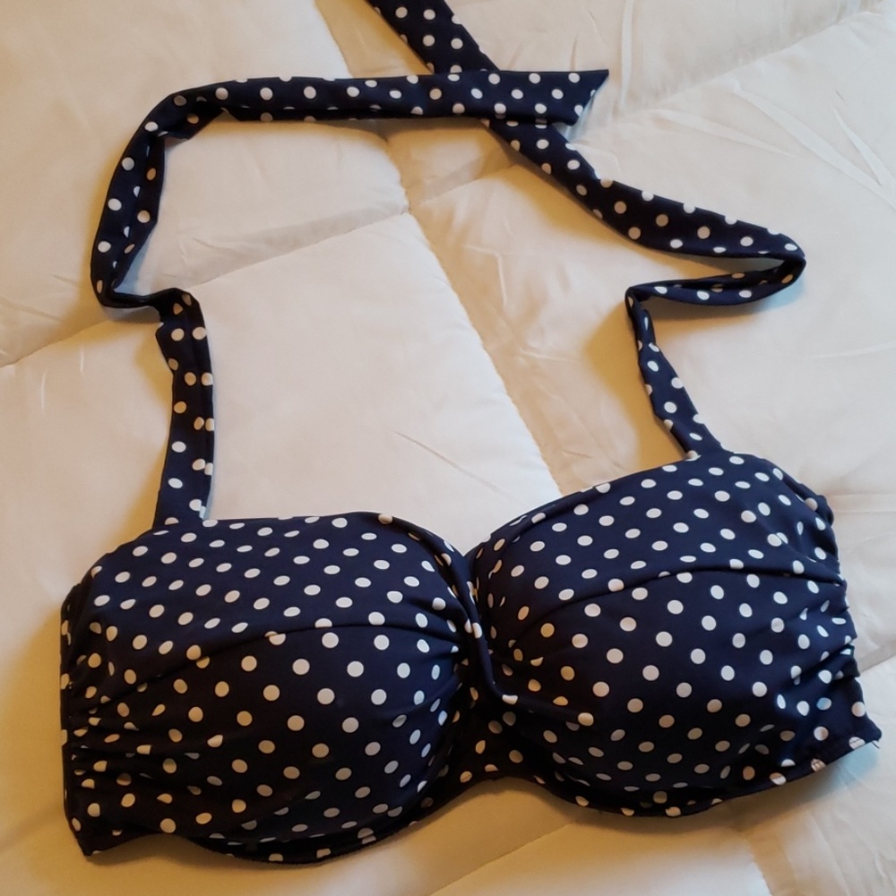 Bandeau bikini top